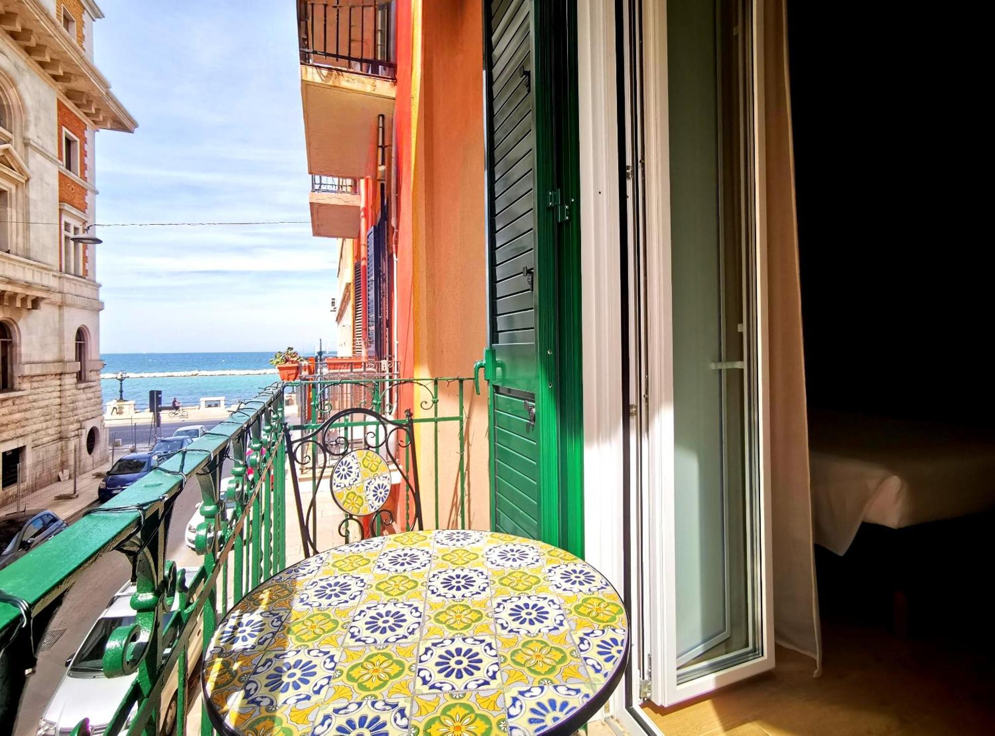 Cattaro 65 - Flexible Check-In Apartments バーリ エクステリア 写真